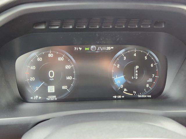 used 2021 Volvo XC90 car, priced at $24,300
