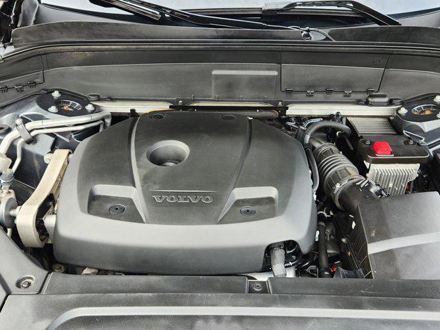 used 2021 Volvo XC90 car, priced at $24,300