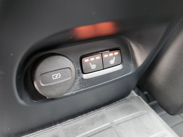 used 2022 Volvo XC40 car, priced at $30,300