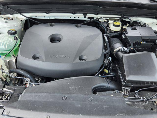 used 2022 Volvo XC40 car, priced at $30,300