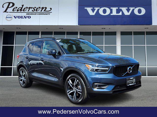 used 2022 Volvo XC40 car, priced at $28,300