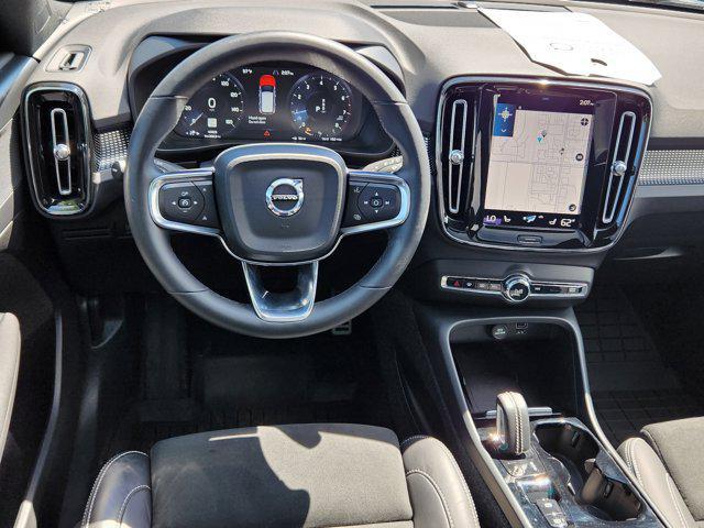 used 2022 Volvo XC40 car, priced at $26,300