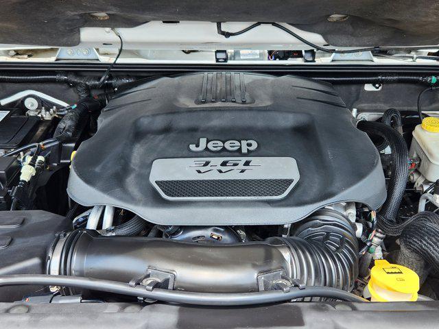 used 2012 Jeep Wrangler Unlimited car, priced at $15,300