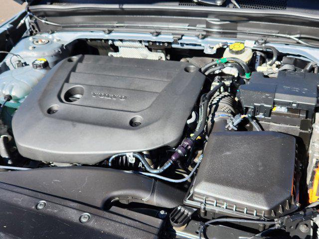 used 2023 Volvo XC40 car, priced at $29,300
