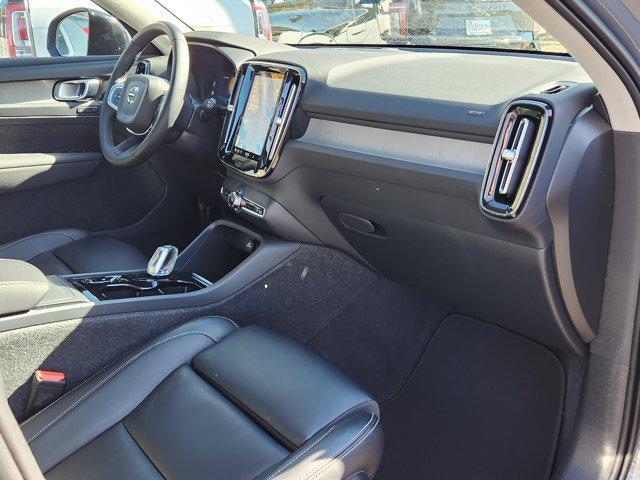 used 2023 Volvo XC40 car, priced at $29,300