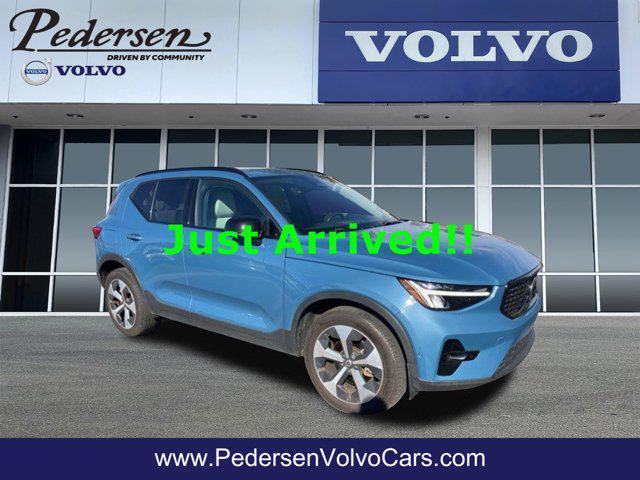 used 2023 Volvo XC40 car, priced at $33,800