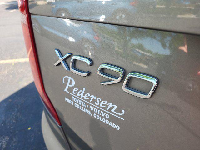used 2022 Volvo XC90 car, priced at $49,300