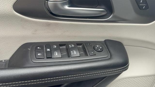 used 2022 Chrysler Pacifica car, priced at $19,000