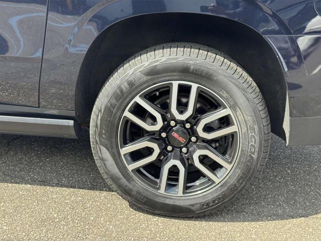 used 2022 GMC Yukon XL car, priced at $59,808