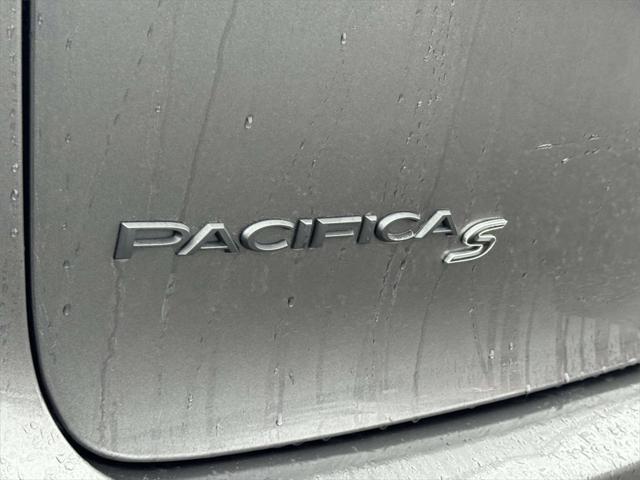 used 2022 Chrysler Pacifica Hybrid car, priced at $24,000