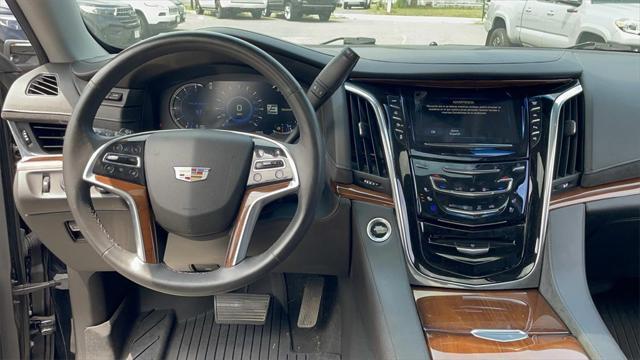 used 2018 Cadillac Escalade car, priced at $34,552