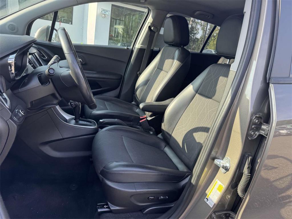 used 2022 Chevrolet Trax car, priced at $16,473