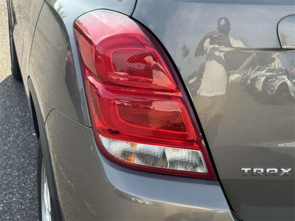 used 2022 Chevrolet Trax car, priced at $16,473