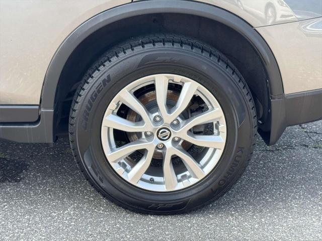 used 2020 Nissan Rogue car, priced at $17,146