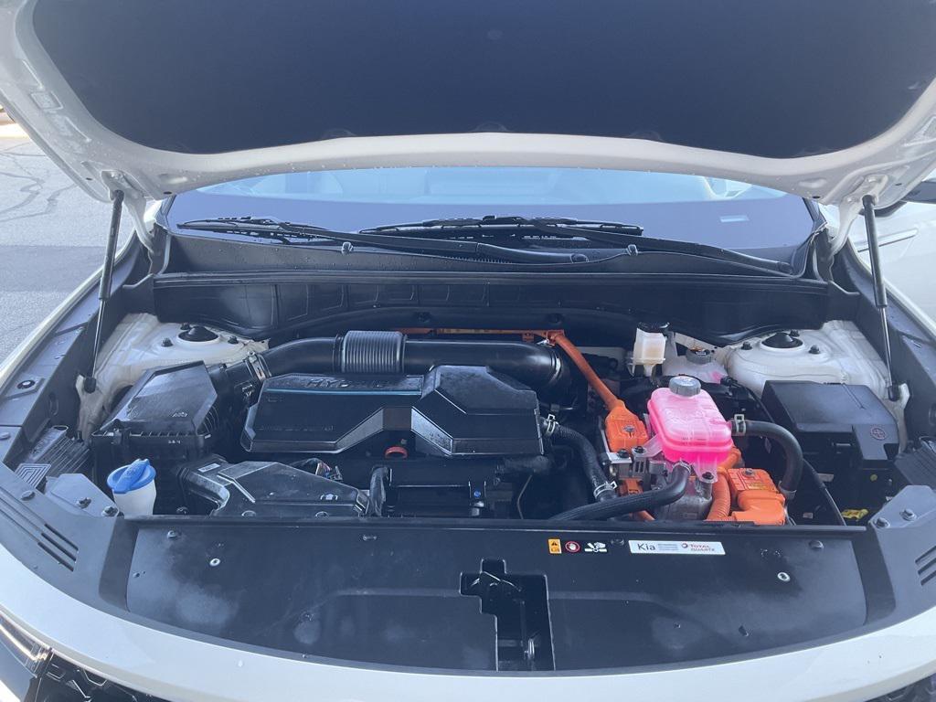 used 2023 Kia Sorento Hybrid car, priced at $29,682
