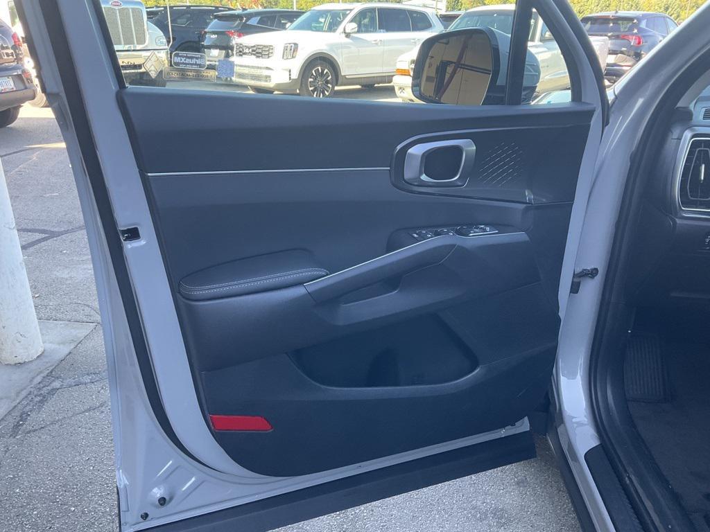new 2026 Kia Sorento car, priced at $39,712