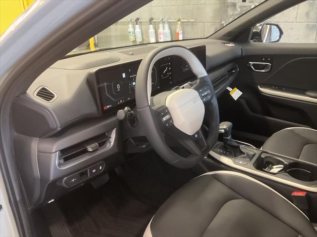 new 2025 Kia K4 car, priced at $25,947