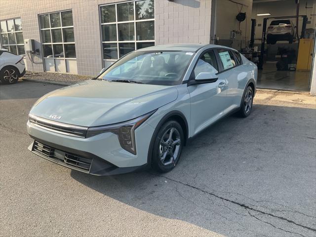 new 2025 Kia K4 car, priced at $23,682