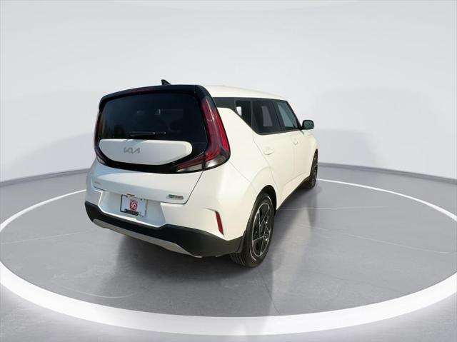 new 2025 Kia Soul car, priced at $24,882