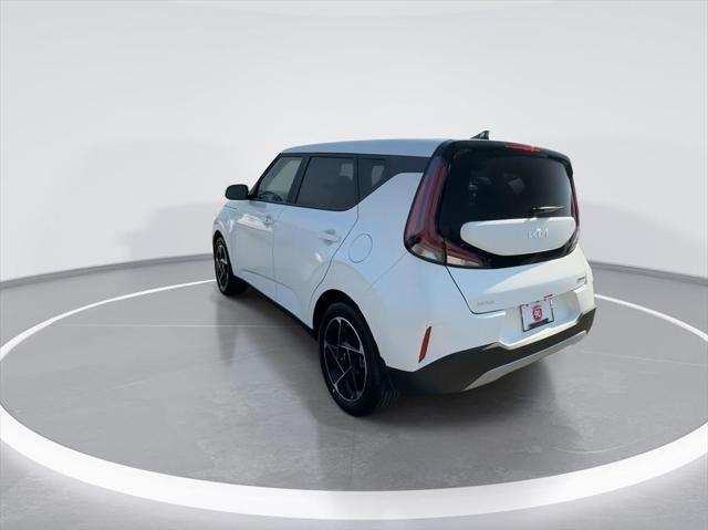 new 2025 Kia Soul car, priced at $24,882