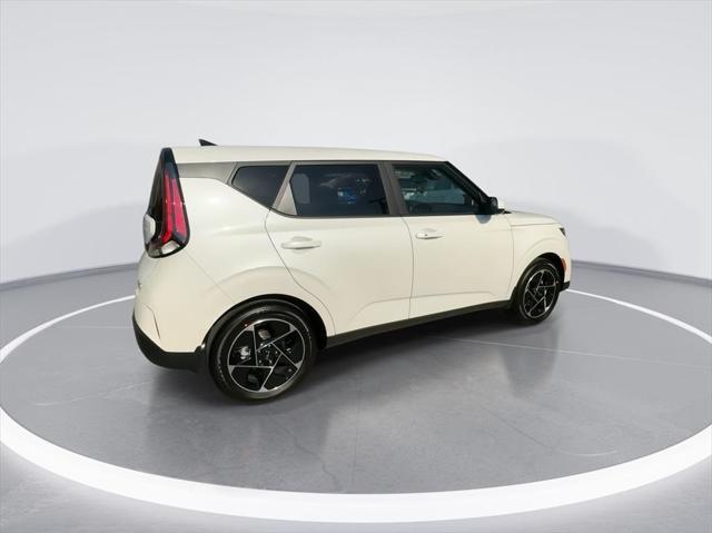 new 2025 Kia Soul car, priced at $24,882