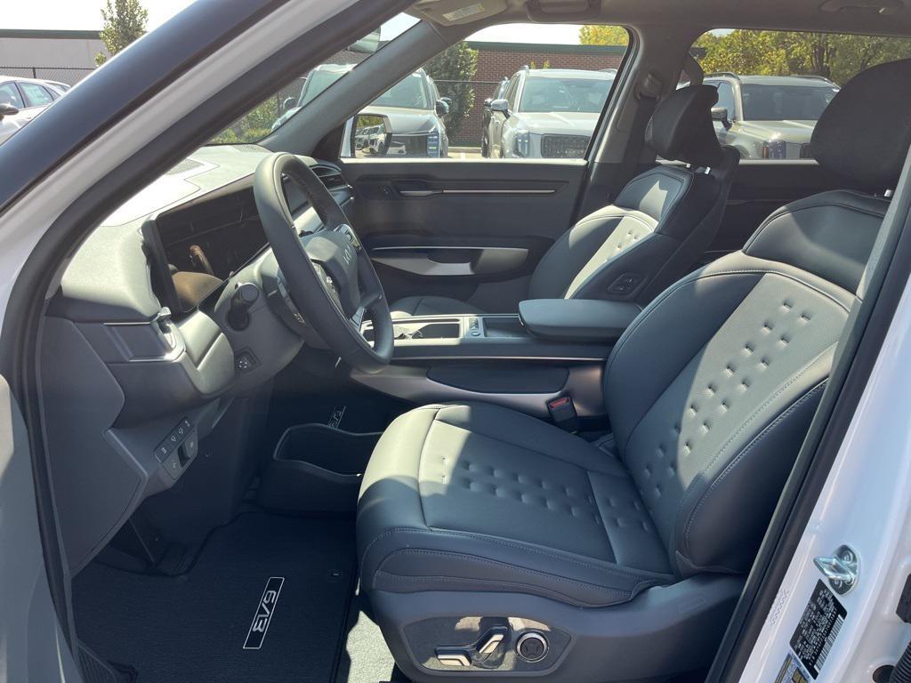 new 2026 Kia EV9 car, priced at $59,066