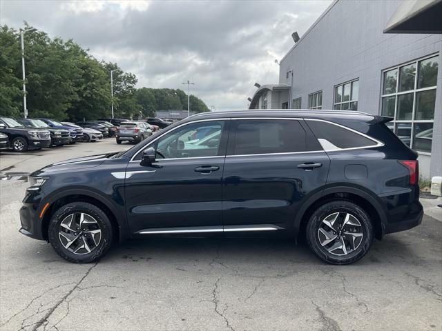 used 2022 Kia Sorento Hybrid car, priced at $27,680