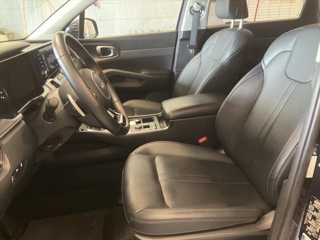 used 2022 Kia Sorento Hybrid car, priced at $27,680