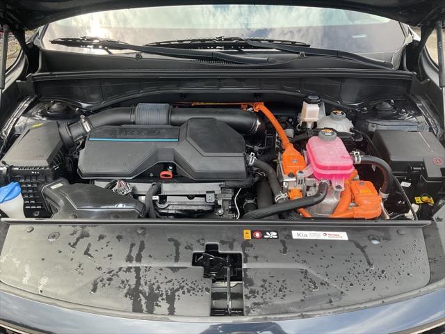 used 2022 Kia Sorento Hybrid car, priced at $27,680