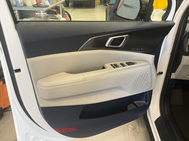 new 2026 Kia Carnival Hybrid car, priced at $49,746