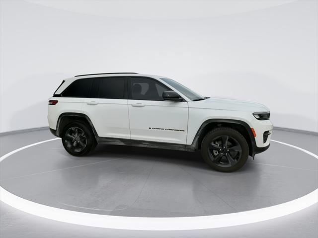 used 2023 Jeep Grand Cherokee car, priced at $29,898