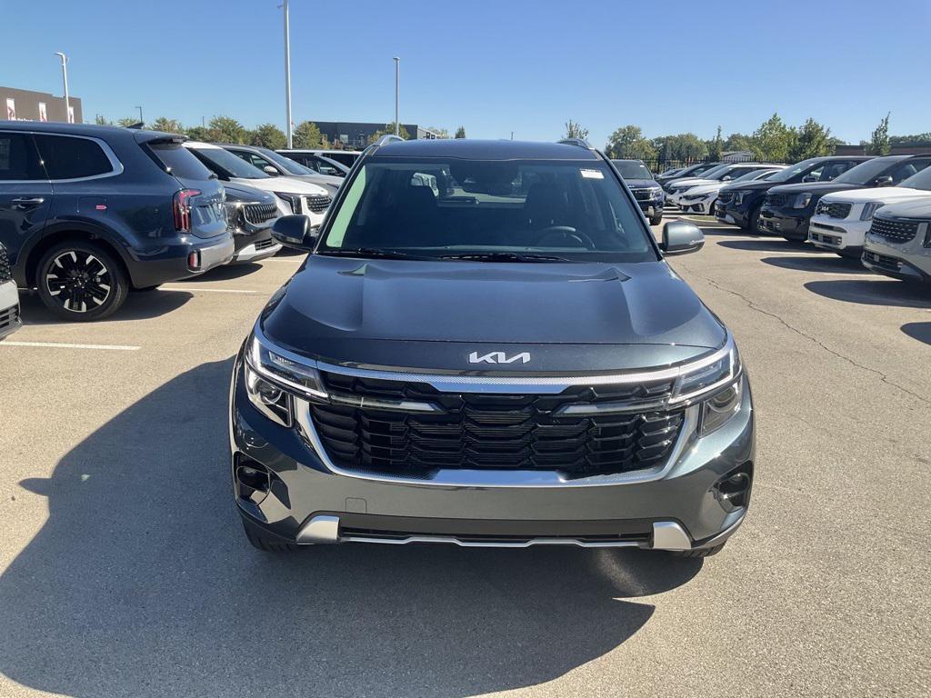 new 2026 Kia Seltos car, priced at $29,156
