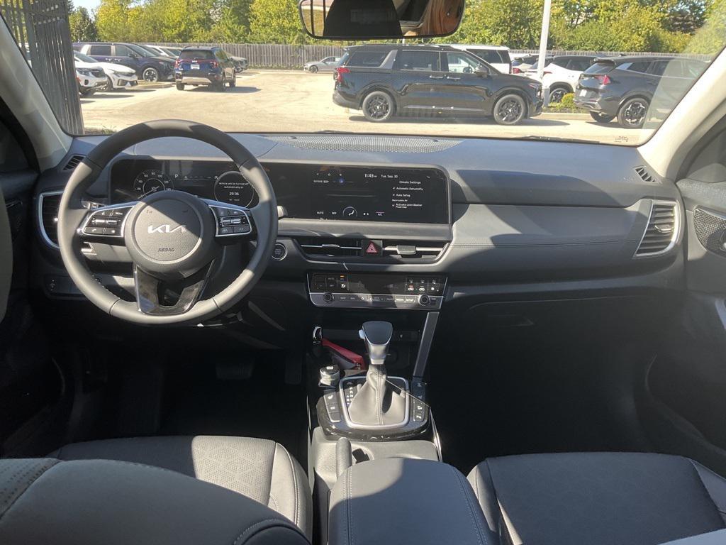 new 2026 Kia Seltos car, priced at $29,156