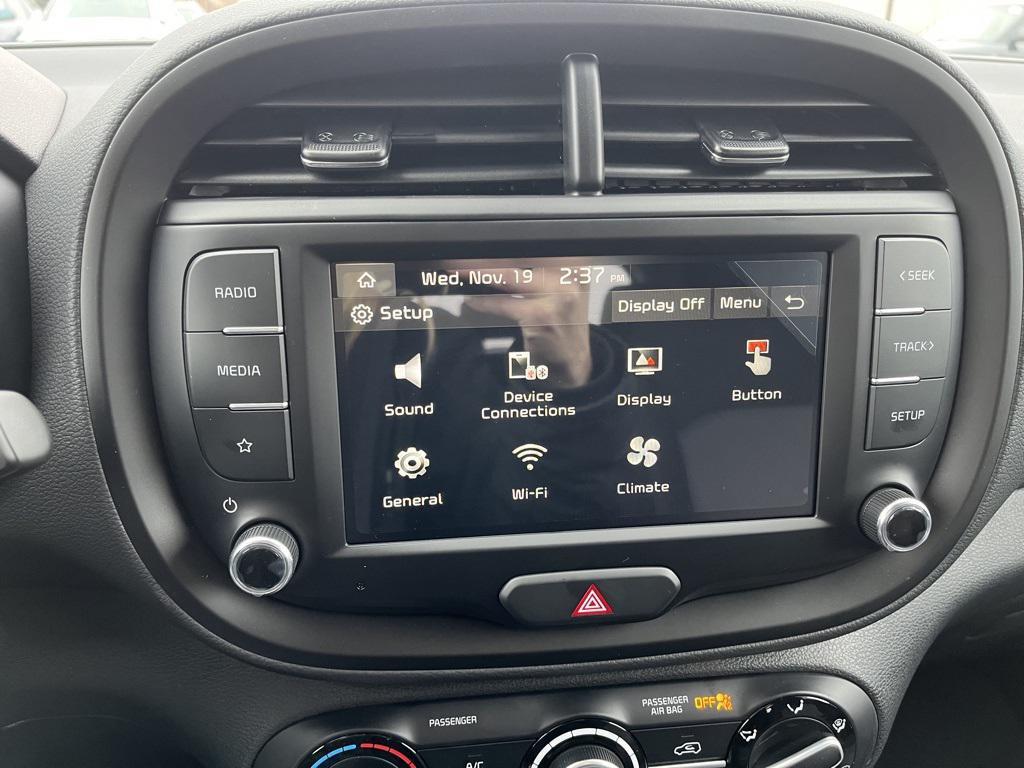 new 2025 Kia Soul car, priced at $22,011