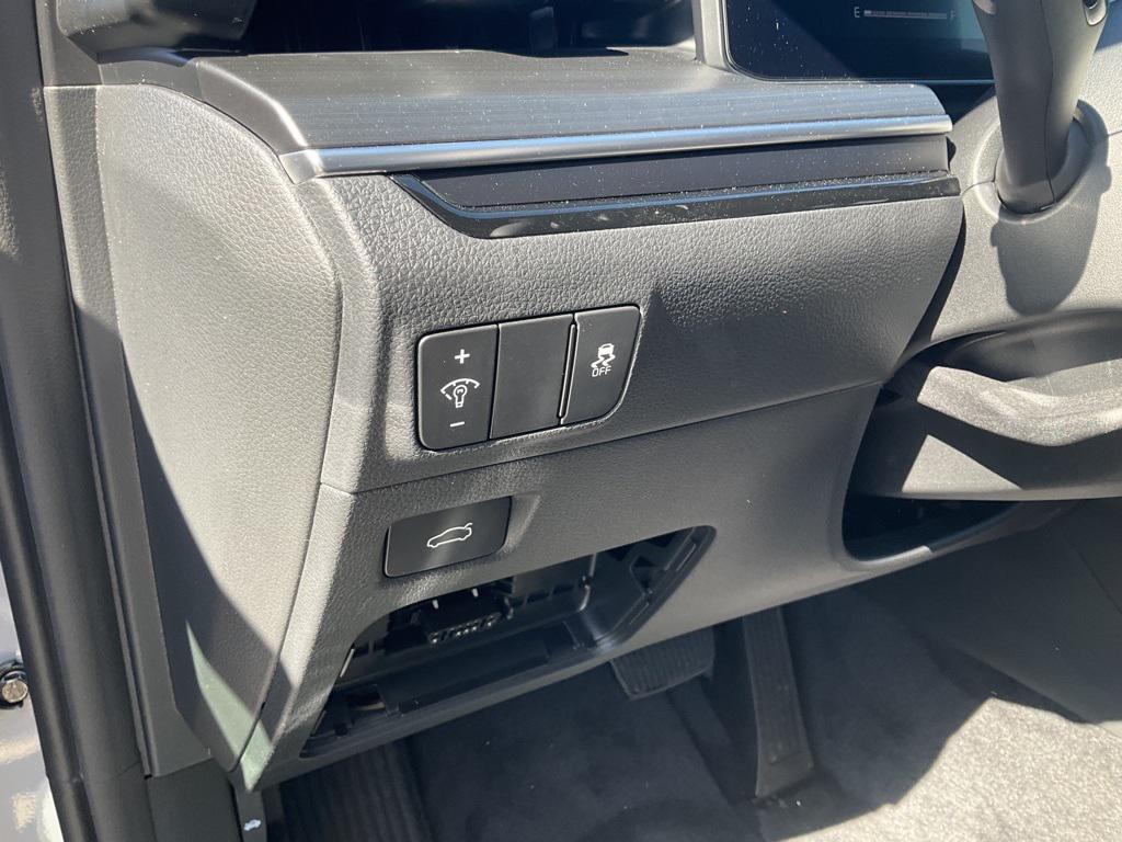 new 2026 Kia K5 car, priced at $30,766
