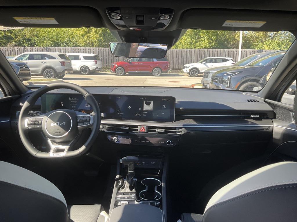 new 2026 Kia K5 car, priced at $30,766