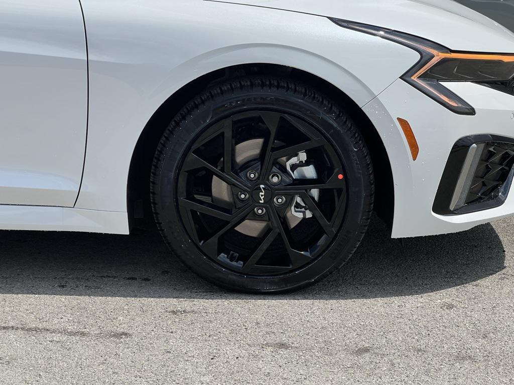 new 2026 Kia K5 car, priced at $33,215