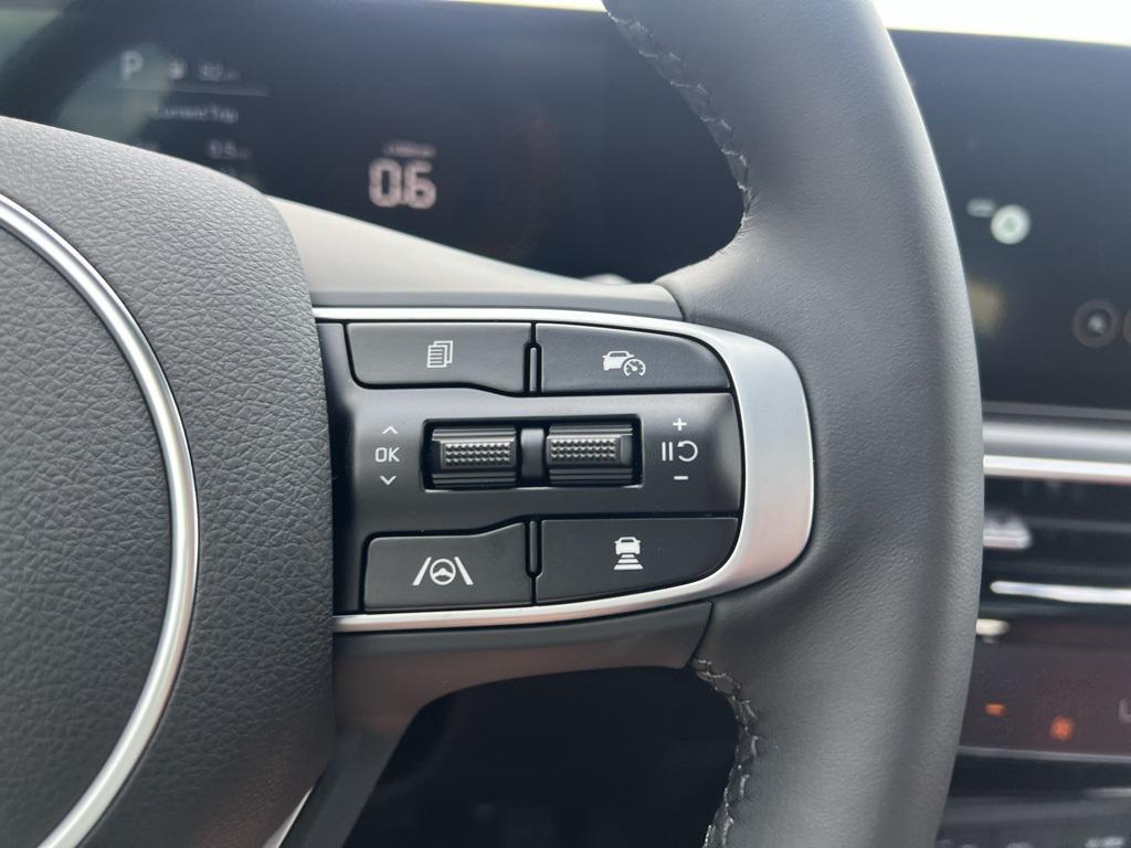 new 2026 Kia K5 car, priced at $33,215