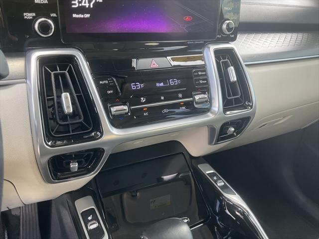 used 2022 Kia Sorento car, priced at $27,984