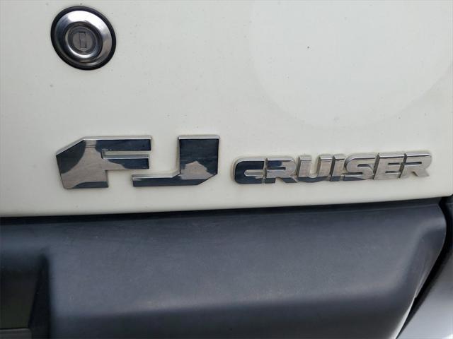 used 2011 Toyota FJ Cruiser car, priced at $16,590
