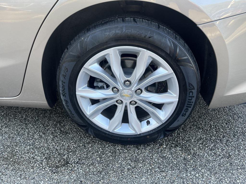 used 2023 Chevrolet Malibu car, priced at $16,990