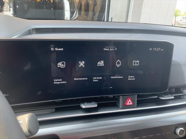 new 2025 Kia Carnival car, priced at $52,117