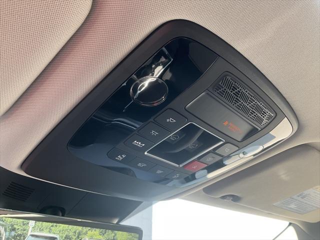 new 2025 Kia Carnival car, priced at $52,117