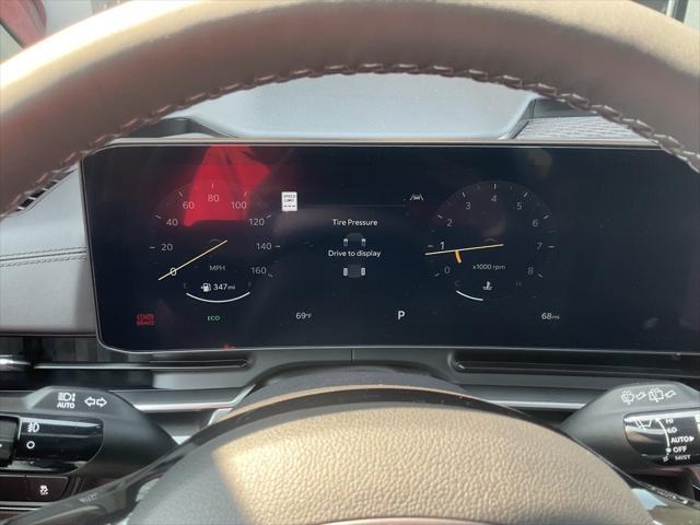 new 2025 Kia Carnival car, priced at $52,117
