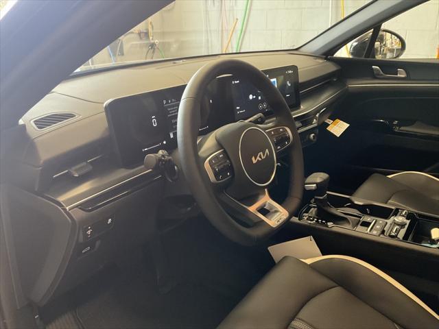 new 2025 Kia K5 car, priced at $29,925
