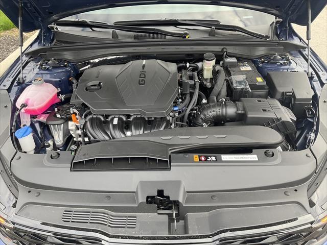 new 2025 Kia K5 car, priced at $29,925