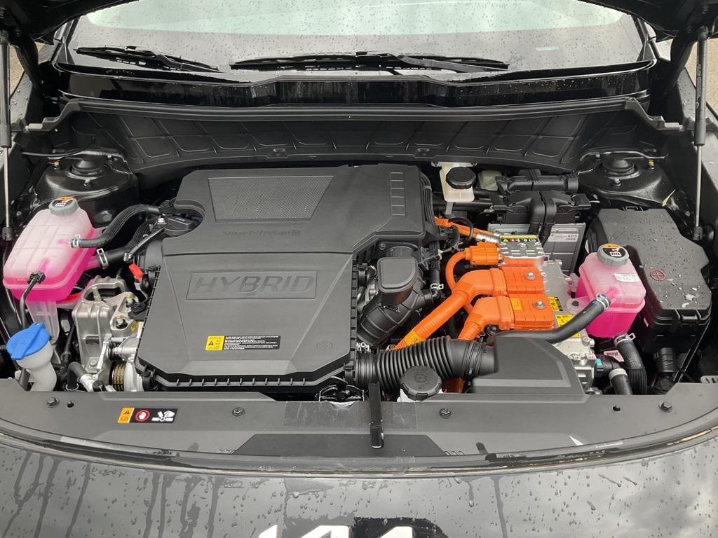 new 2025 Kia Niro car, priced at $32,685