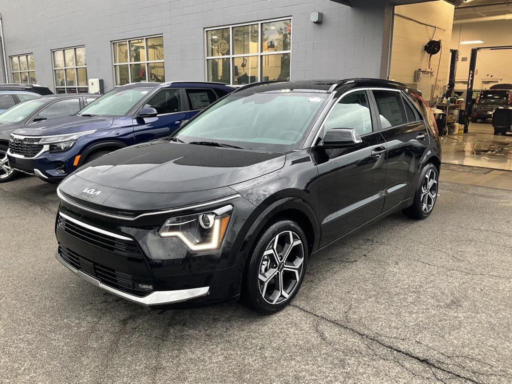 new 2025 Kia Niro car, priced at $32,685