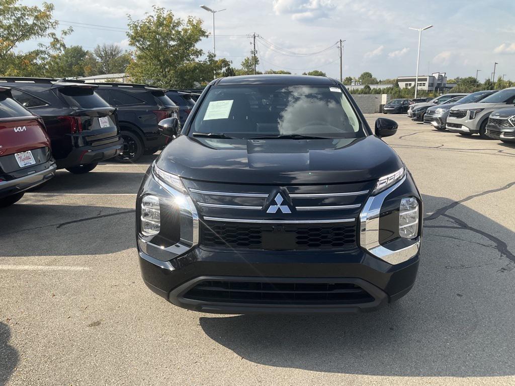 used 2025 Mitsubishi Outlander car, priced at $26,990