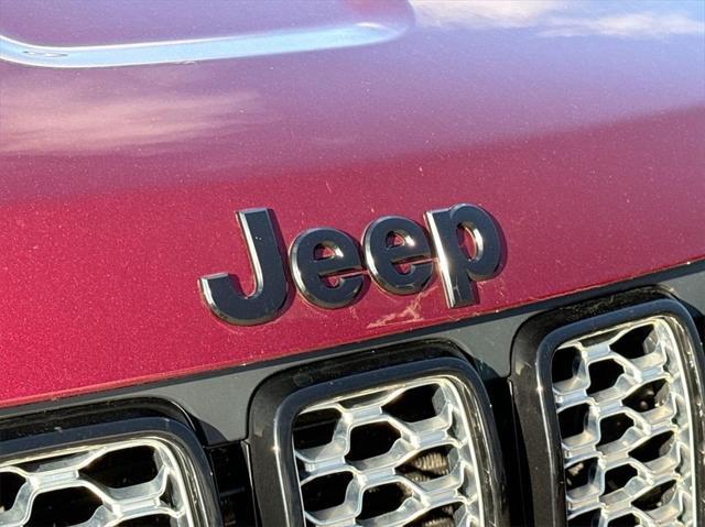 used 2021 Jeep Grand Cherokee car, priced at $27,498